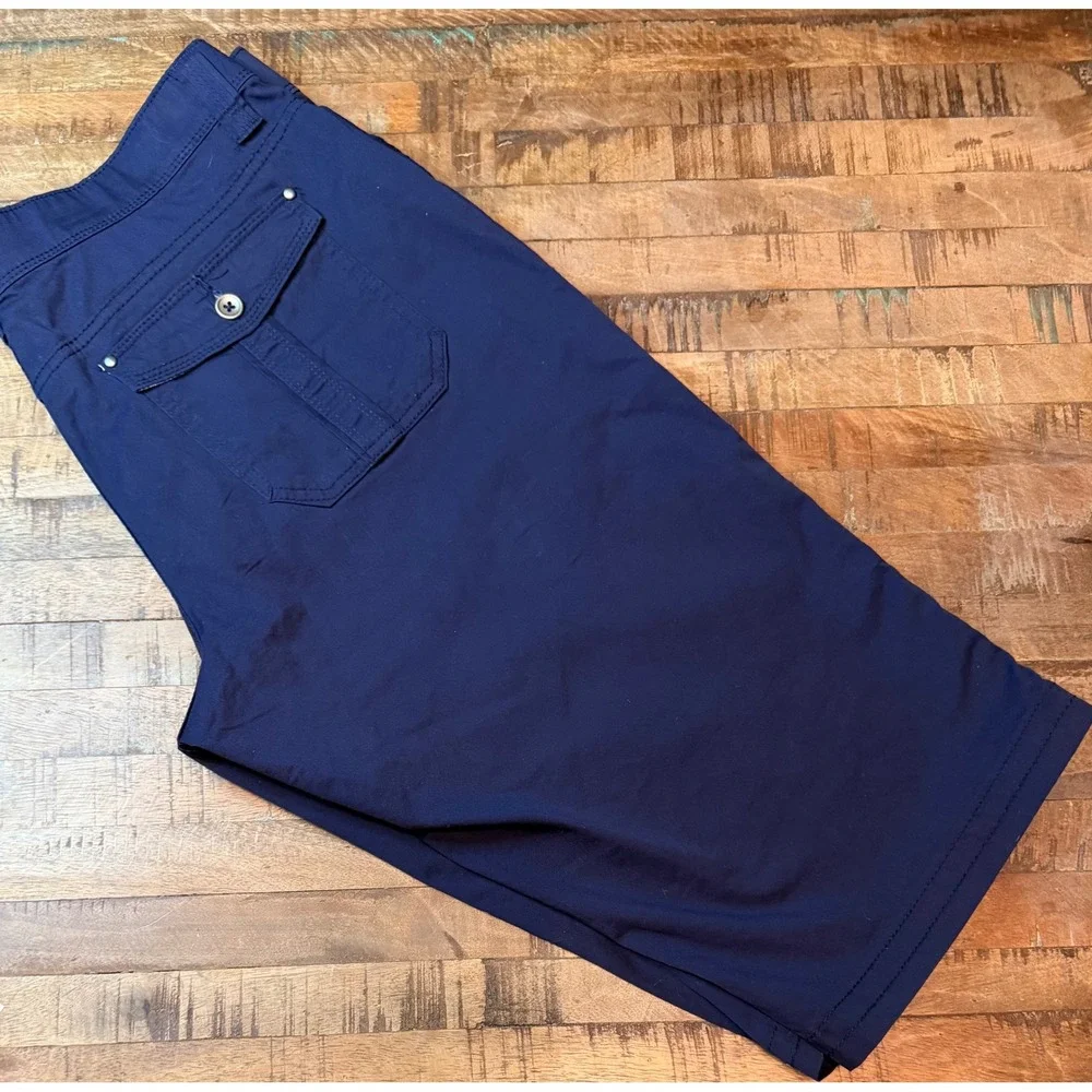Lee Women Navy Blue Comfort Waistband Cargo Shorts Petite 16 333285D